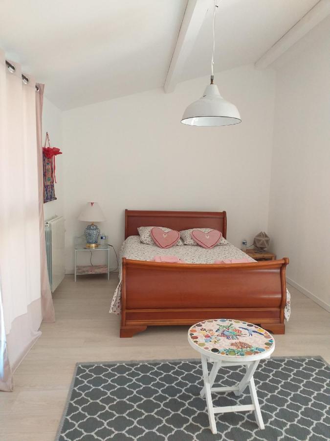 La Maison D Annick Appartement Lodève Buitenkant foto